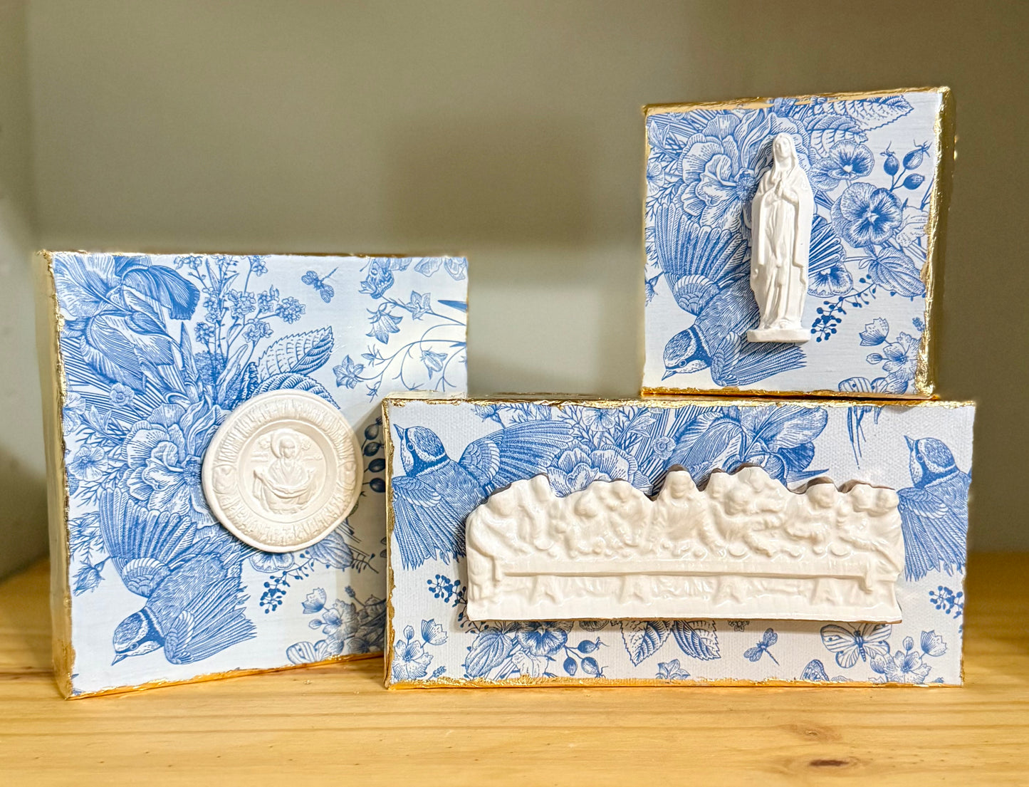 Beautiful Blue Last Supper Plaque