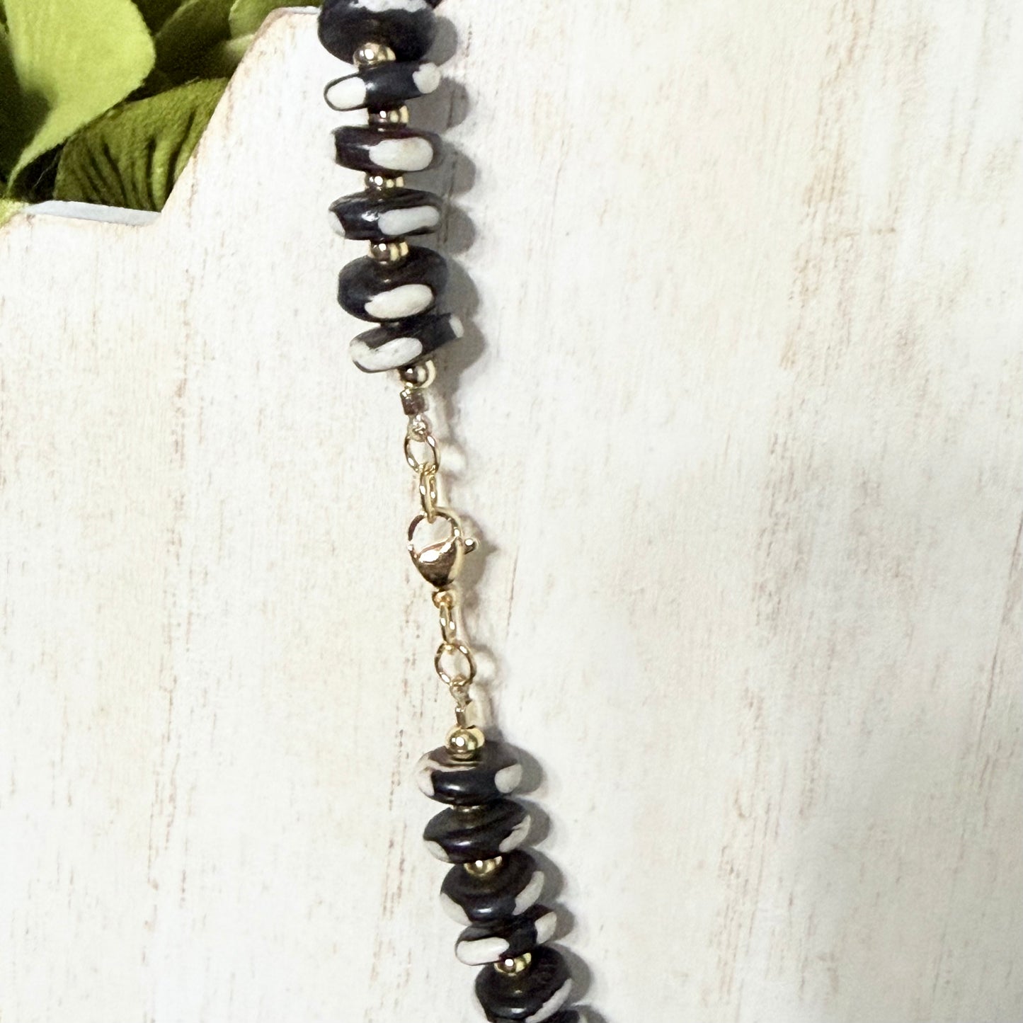 Black & White Bone Disk Beads Necklace